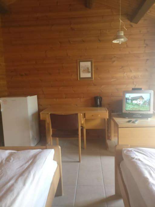 Lyst Dobbelt Vaerelse Med Egen Indgang Og Bad Apartamento Nordborg Exterior foto